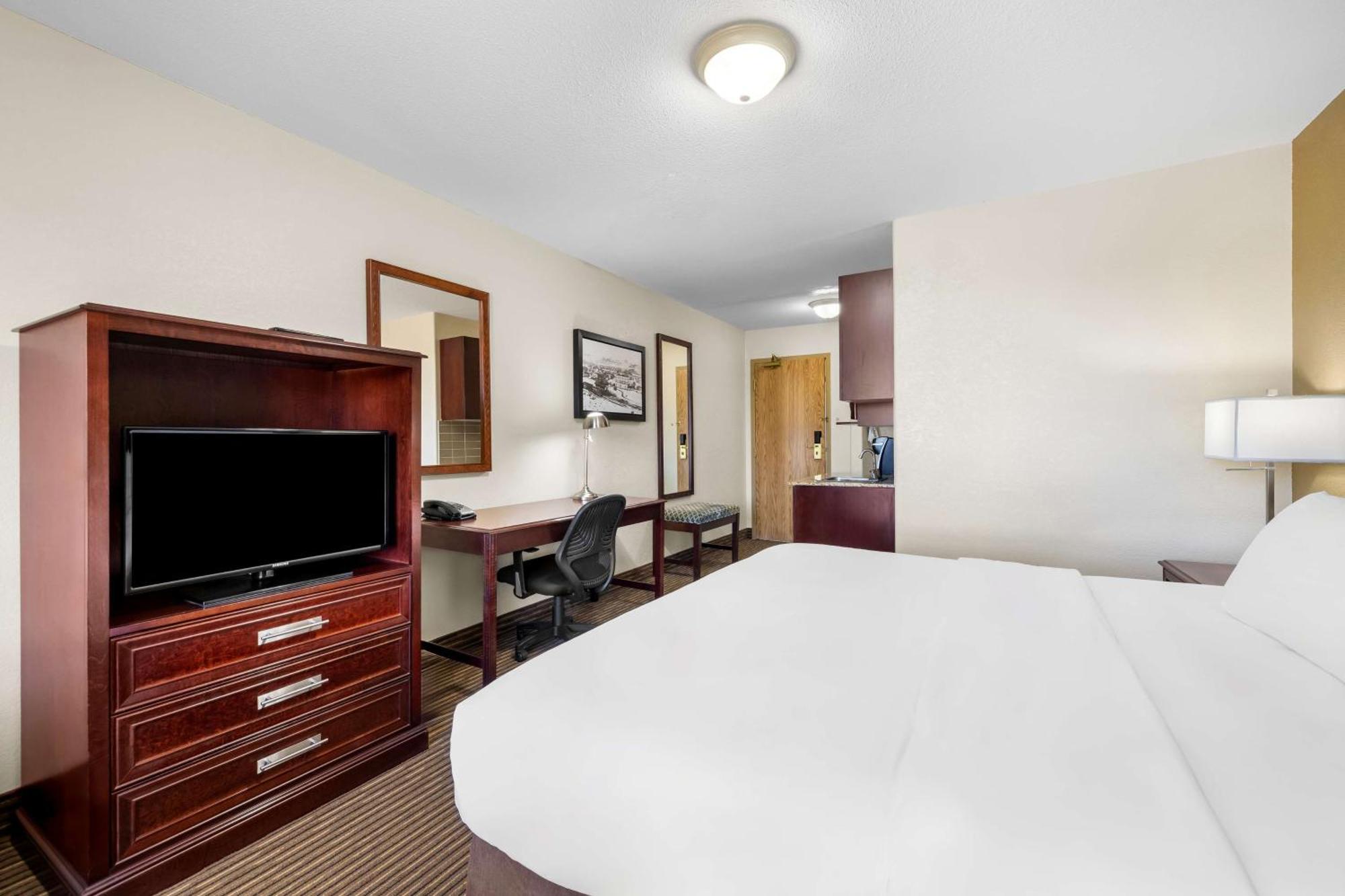 Surestay By Western Hotel 2*
