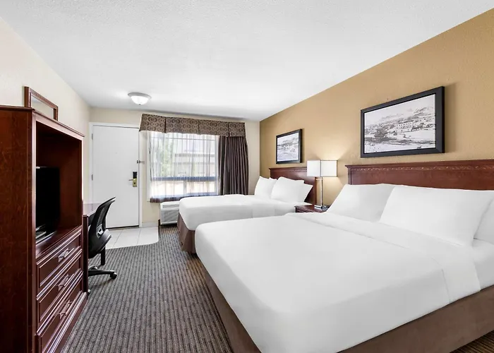 Surestay Plus Hotel By Best Western Drumheller