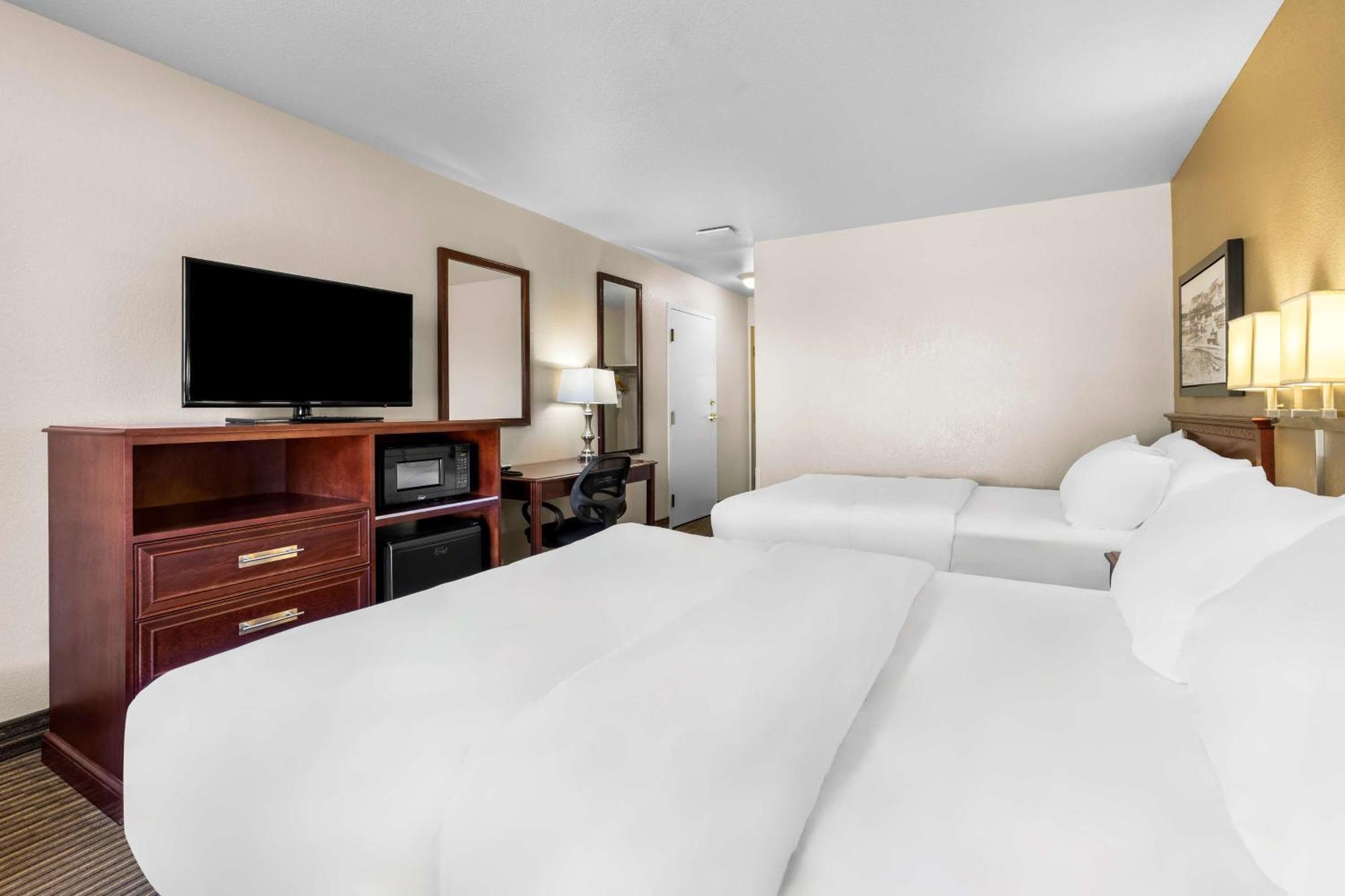 Surestay By Western Hotel 2*